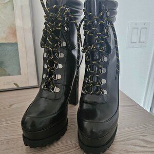 Platform Bootie Jessica Simpson Illroy